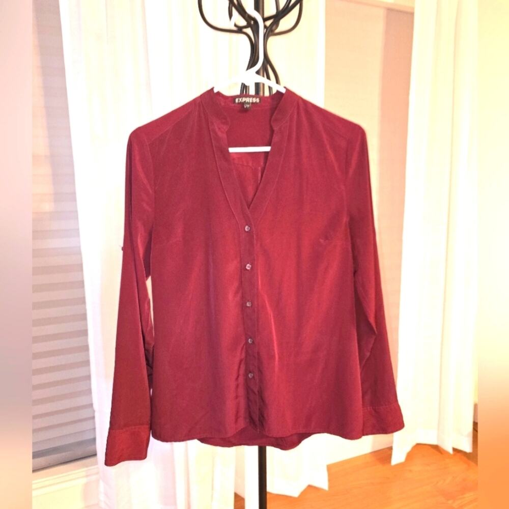 Express Women's Small Burgundy Roll Tab Sleeve Button Up Blouse Shirt